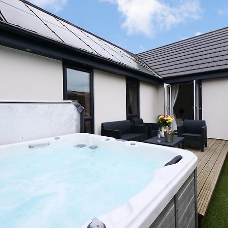 Hoxne Cottages - Sunflower Cottage With Private Hot Tub يورك المظهر الخارجي الصورة