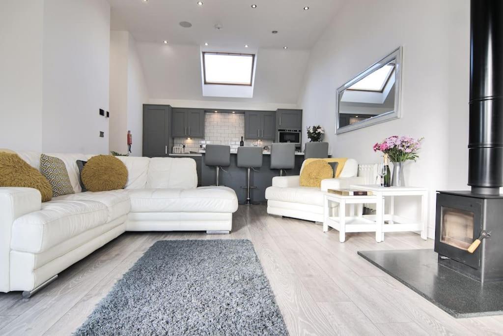 Hoxne Cottages - Sunflower Cottage With Private Hot Tub يورك المظهر الخارجي الصورة